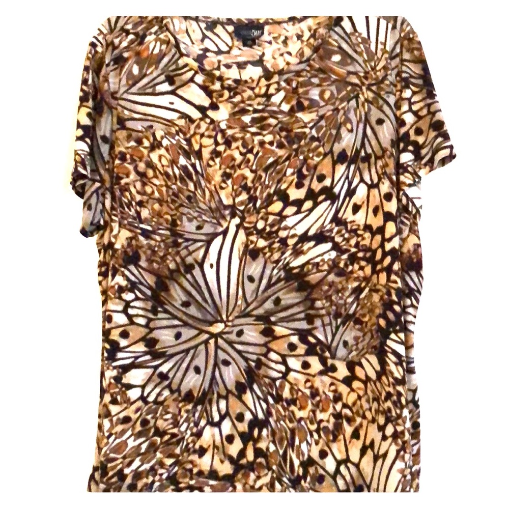 East Fifth Essentials Woman Short Sleeved Blouse